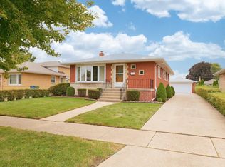 4537 W 100th Pl, Oak Lawn, IL 60453