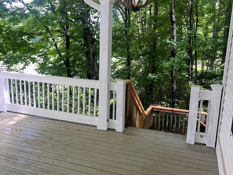 1914 Hillbrook Cir — Photo 4
