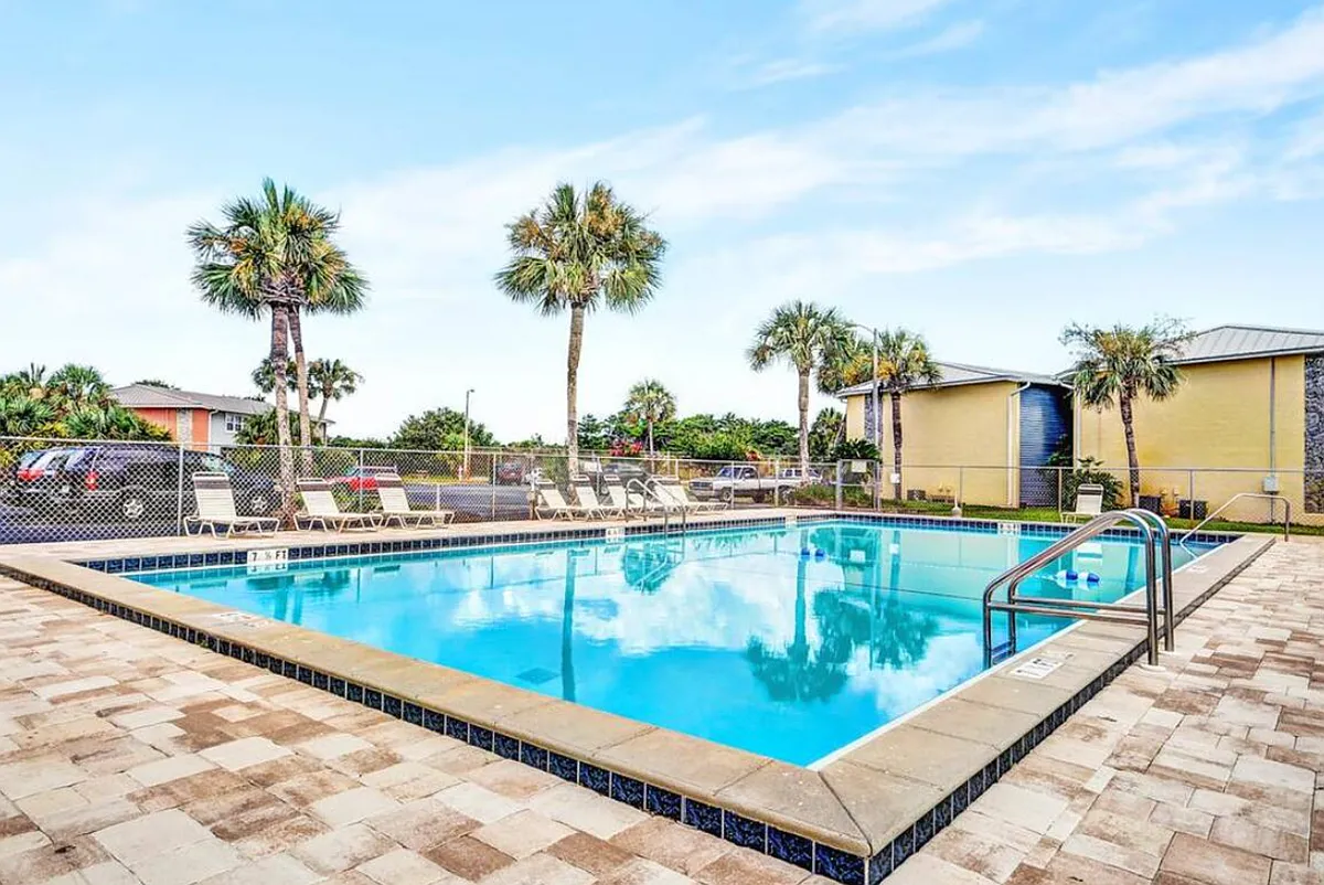 Building Photo - 4000 Gulf Terrace Dr #155