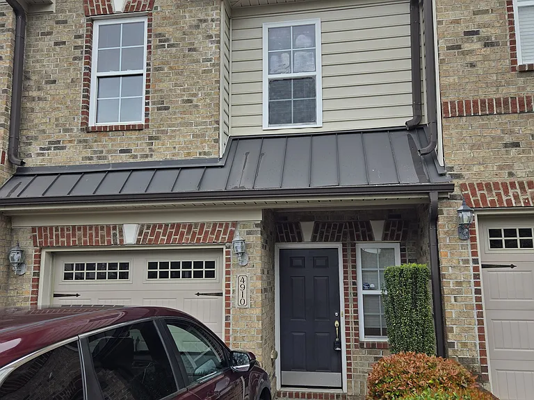 4910 Wyngate Village Dr — Photo 1