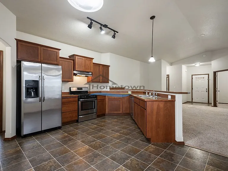 7346 N Carrington Ln — Photo 28