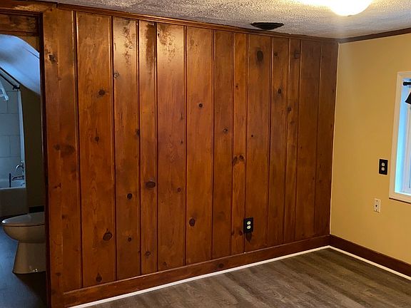 4th image of 1219 N Walnut St #2