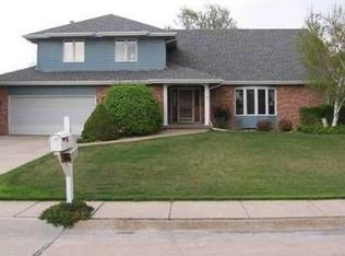 1412 Heritage Dr, Hastings, NE 68901