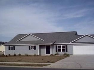 120 Willowbend Dr, Burgaw, NC 28425