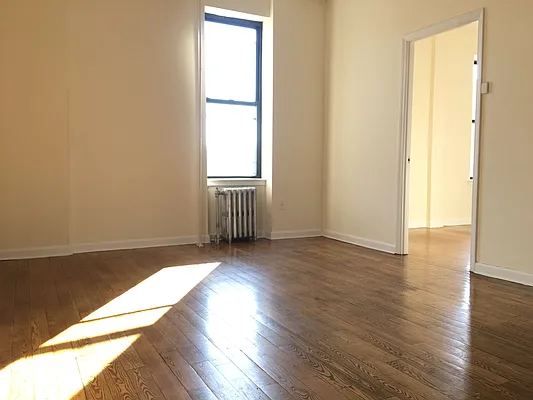 Rented by Lang Realty LLC | media 9