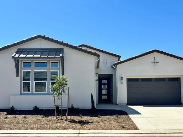 1626 Windmill Ave, Clovis, CA 93619