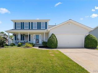 3924 Cambridge Crossing Dr, Saint Charles, MO