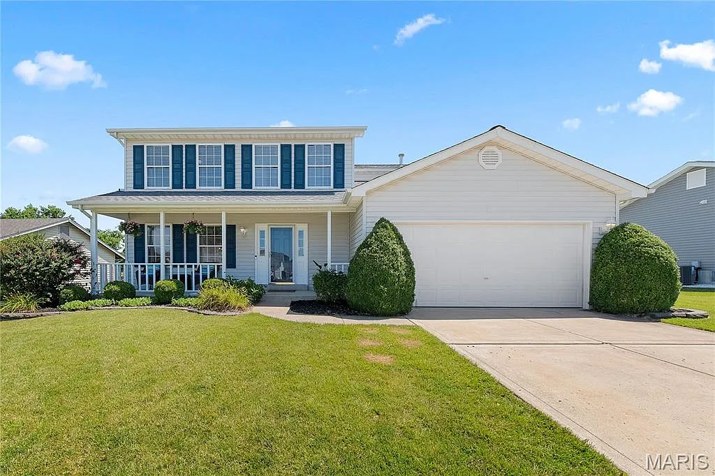 3924 Cambridge Crossing Dr photo 1