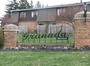 3714 Martindale Rd NE APT D, Canton, OH 44714