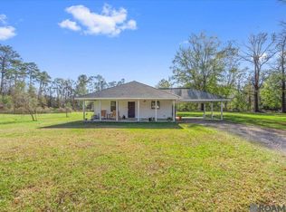 19286 Palmer Rd, Livingston, LA 70754