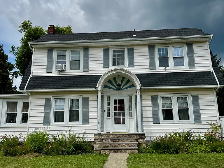 23 Orchard Pl — Photo 1
