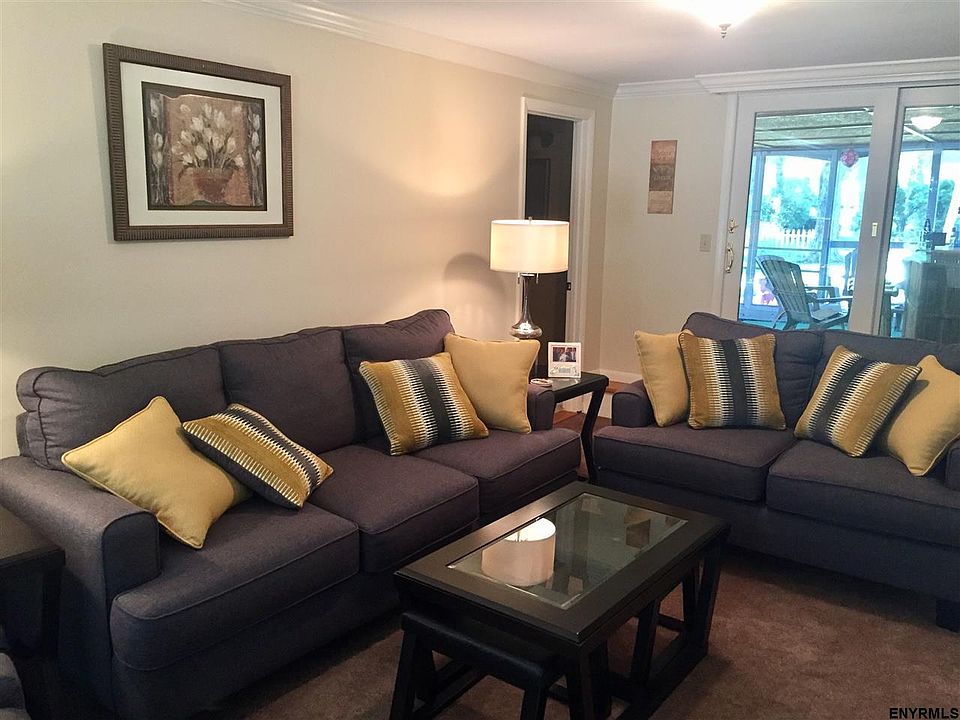 9 Hollywood Dr, Burnt Hills, NY 12027 Zillow