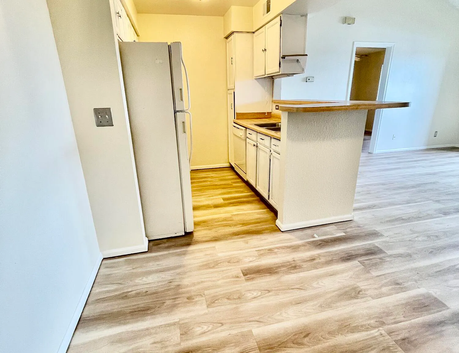 1 bed, 1.0 bath, 722 sqft, $1,275 — Photo 4