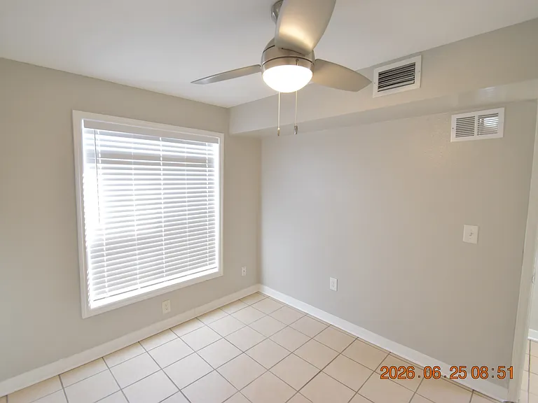 1254 Grove St #B — Photo 13