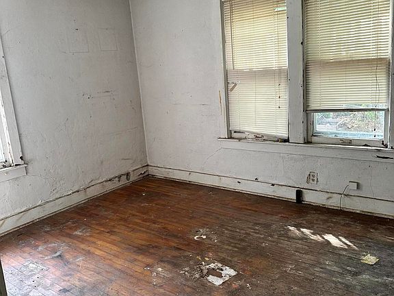 5th image of 4326 Circle Dr