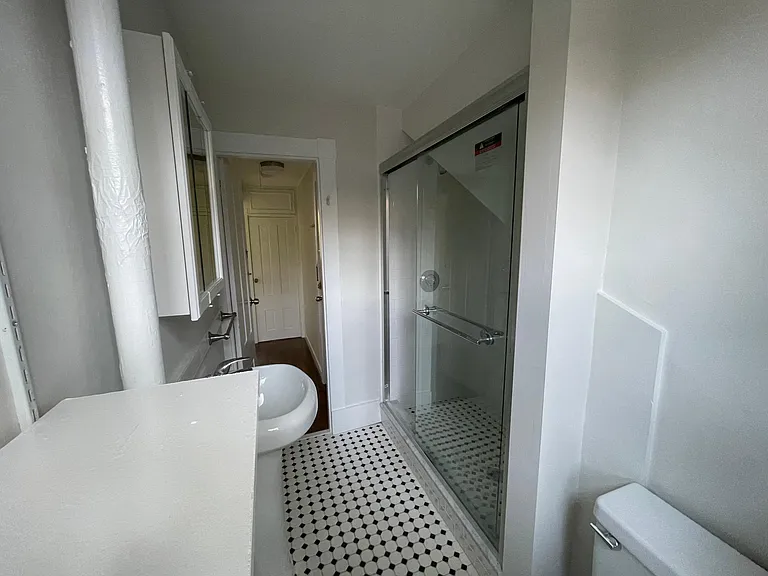 25 S Russell St #4 — Photo 10