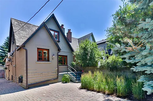45 Cameron Cres Photo 1