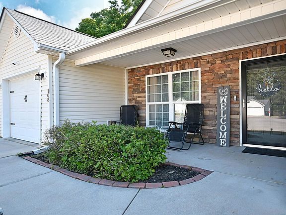 2nd image of 108 Rudolph Ct