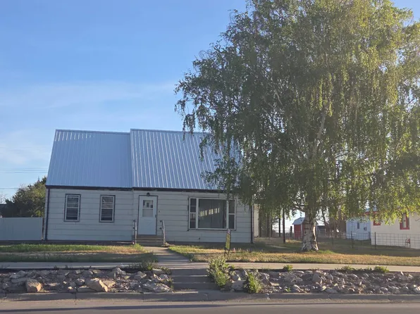 504 E 2nd St, Rushville, NE 69360