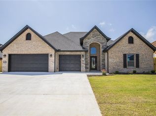 1321 Little Osage Ave, Bentonville, AR 72713