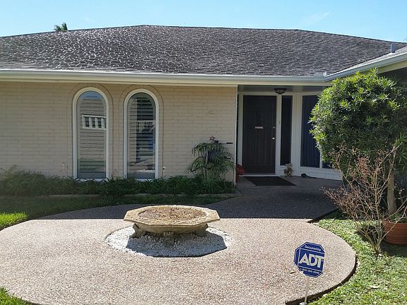 3rd image of 5241 Saint Andrews Dr