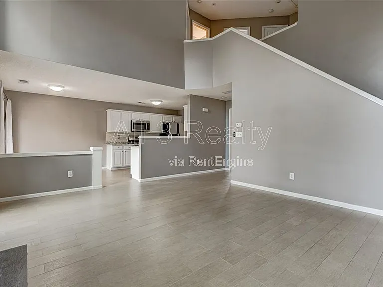 2540 Alvecot Cir — Photo 34