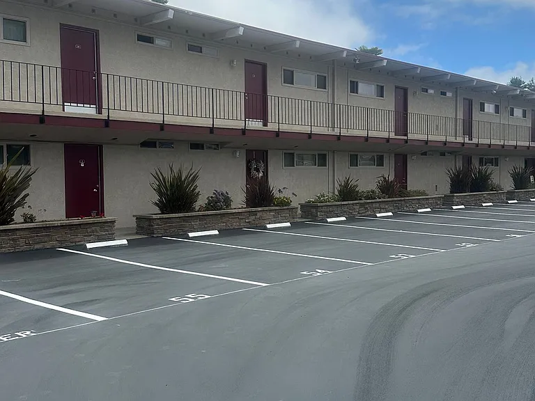 Plum Street Garden Apartments 501 Plum St Capitola, CA 95010 — Photo 16