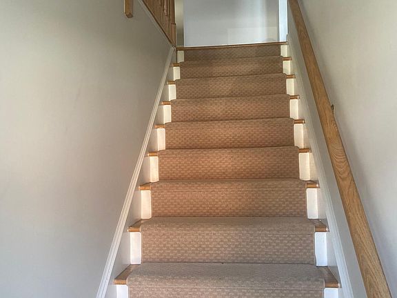 2nd image of 113 Mansion Ave #2