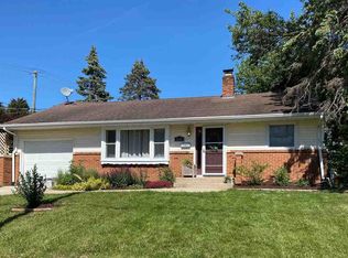 1106 28th St, Rockford, IL 61108