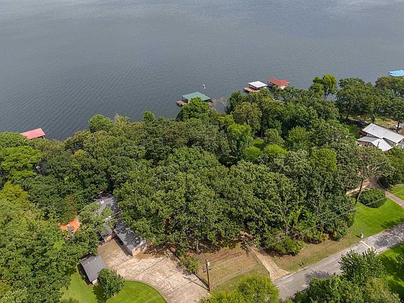 4th image of 20862 Bay Shore Dr