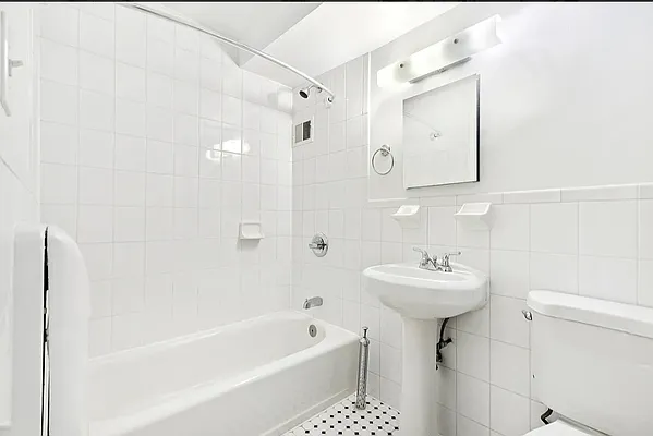 Rented by Douglas Elliman | media 13