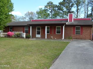 113 Palmetta Dr, Newport, NC 28570