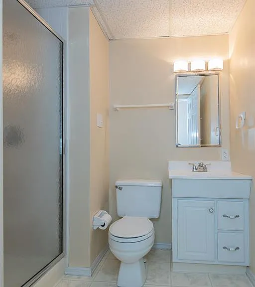 4 Barrington Dr — Photo 33