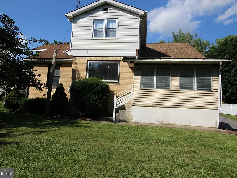 1227 Georgetown Rd #B — Photo 16