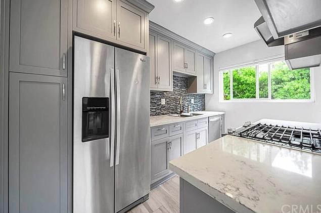1st image of 508 Avenue F #2