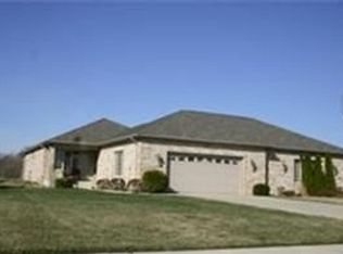 1383 Byington Ct, Crown Point, IN 46307