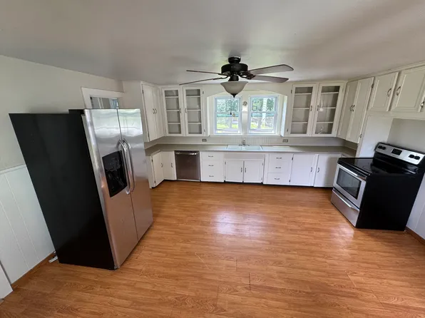 8558 Slayton Settlement Rd, Gasport, NY 14067
