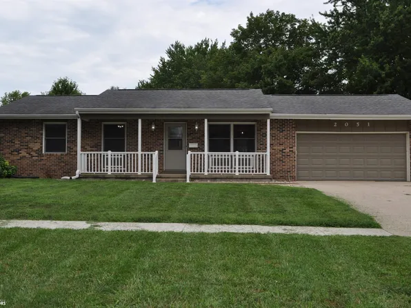 2051 N Main St, Carroll, IA 51401