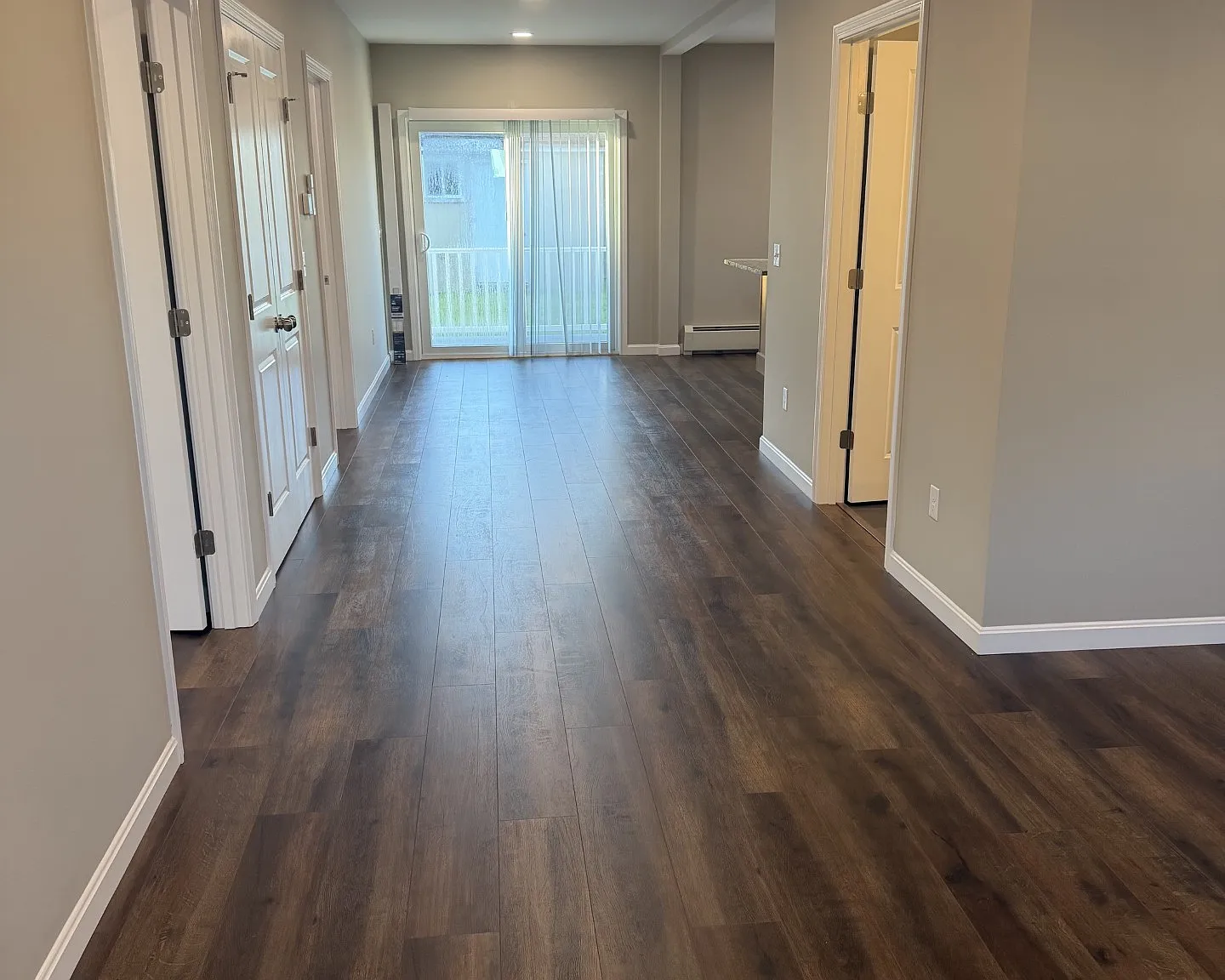 2 bed, 1000 sqft, $2,500 — Photo 4