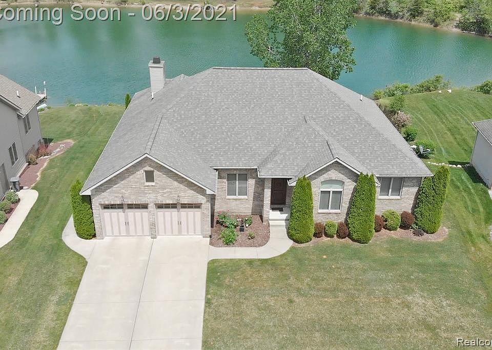 1st image of 497 Woodland Ponds Dr