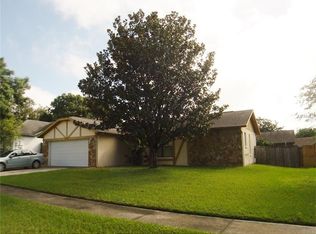 2813 Tammarron Ln, Brandon, FL 33511