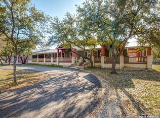 565 Oak Cir, Spring Branch, TX 78070