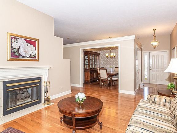 2nd image of 12032 Clubhouse Dr