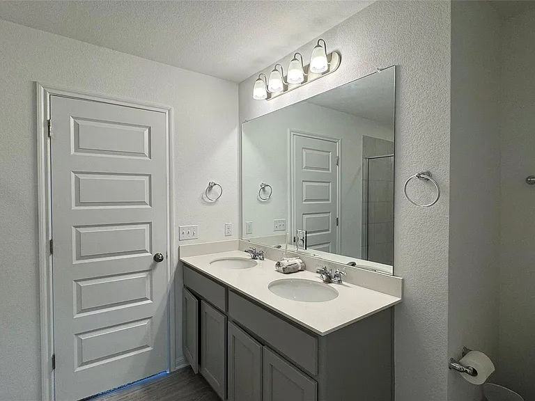 6915 Tiznow Ln — Photo 13
