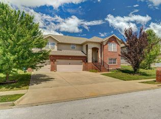 2105 S Gristmill Ct, Ozark, MO 65721