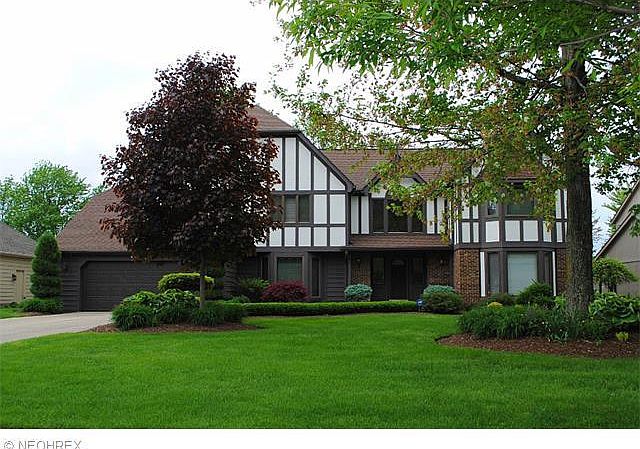 1st image of 32785 Shadowbrook Dr