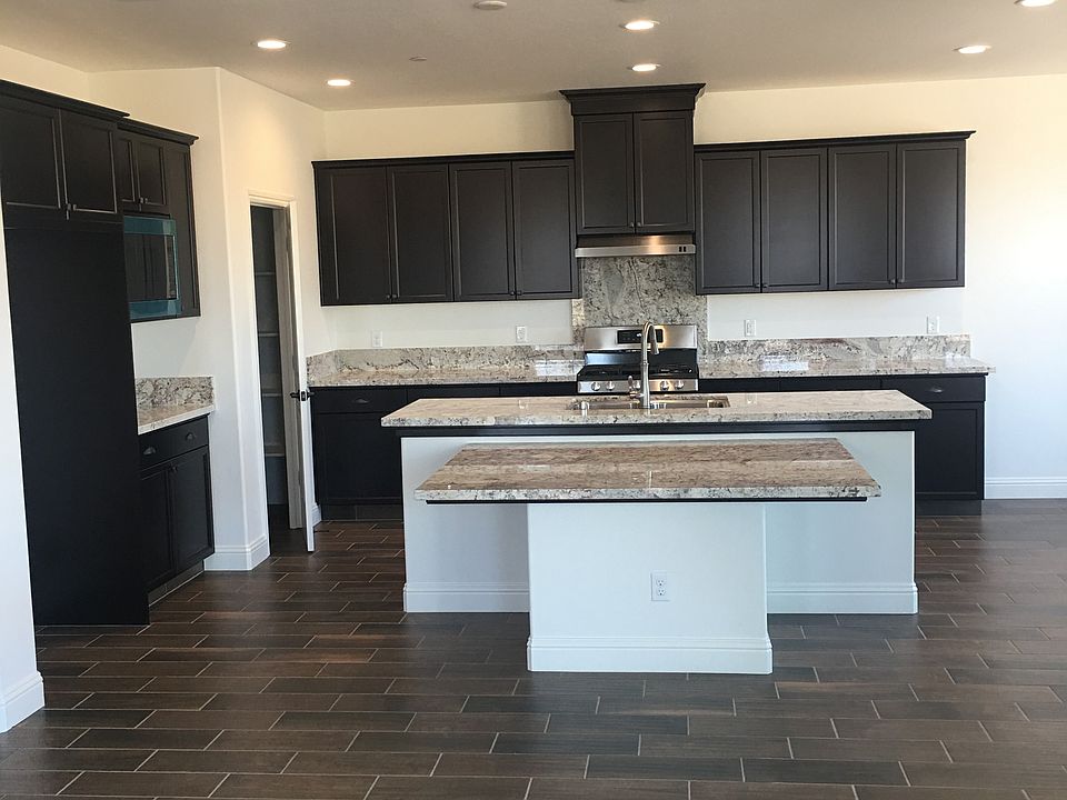 2nd image of 3410 Hermosa Ave