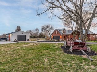 1264 S Gregg Rd, Nixa, MO 65714