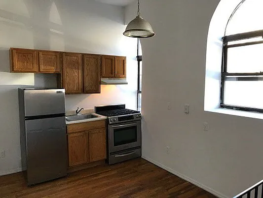 Rented by Kleier Residential | media 11