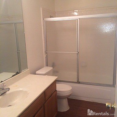 4th image of 2912 Fairmeadows Ln